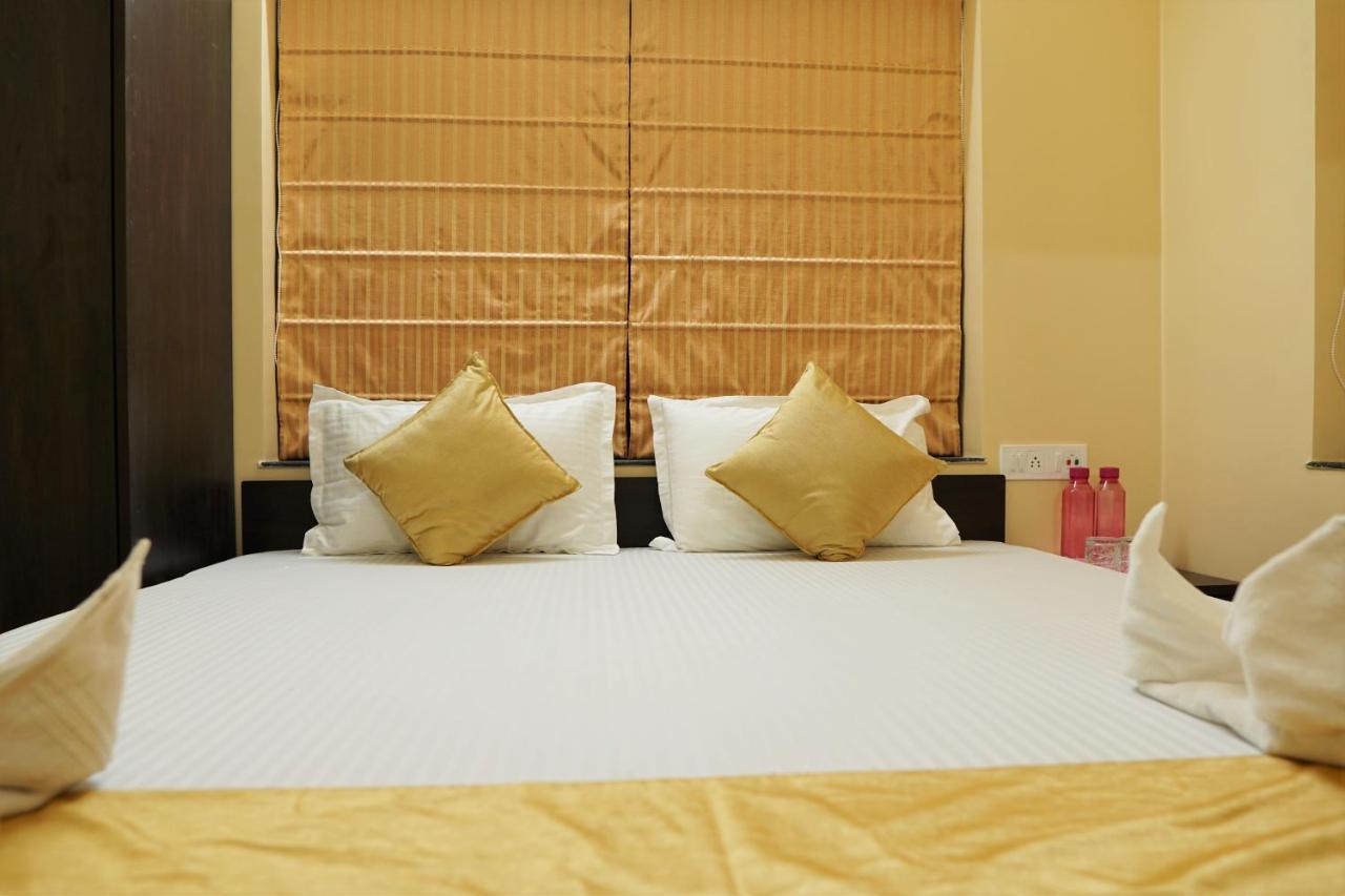 Rama Golden Root New Town Hotel Kolkata Exterior photo
