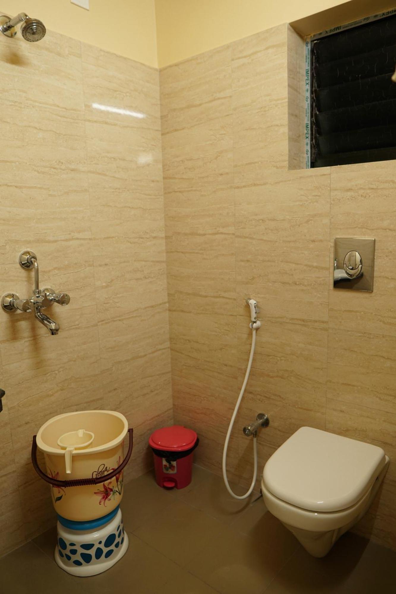 Rama Golden Root New Town Hotel Kolkata Room photo
